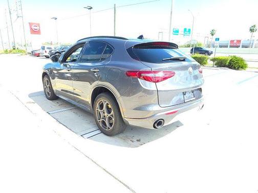 2022 Alfa Romeo Stelvio Ti