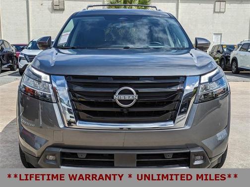 2024 Nissan Pathfinder Platinum 4WD