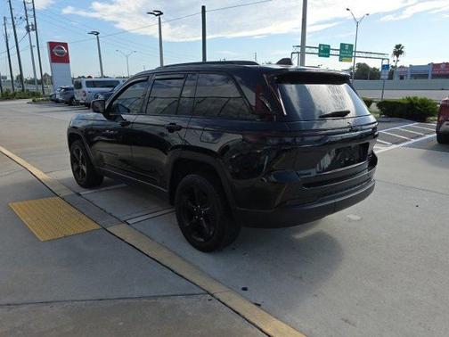 2024 Jeep Grand Cherokee Limited X