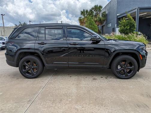 2024 Jeep Grand Cherokee Limited X