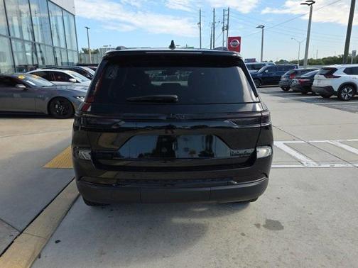 2024 Jeep Grand Cherokee Limited X