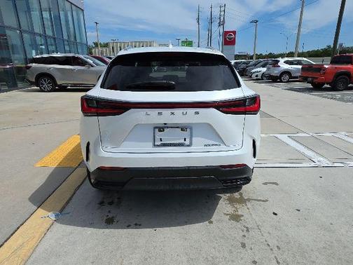 Eminent White Pearl 2023 Lexus NX 250 Base