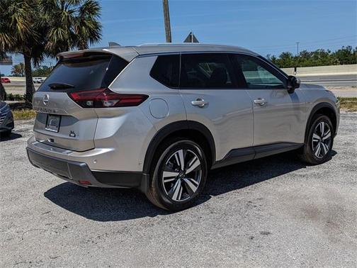 2025 Nissan Rogue SL