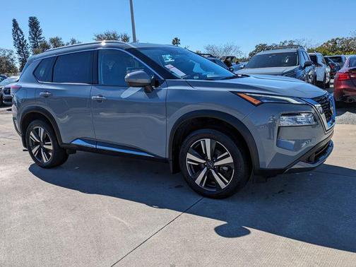 2023 Nissan Rogue SL