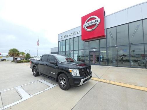 2024 Nissan Titan SV