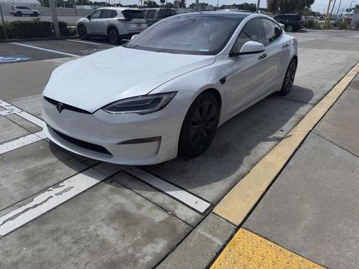 2021 Tesla Model S Plaid
