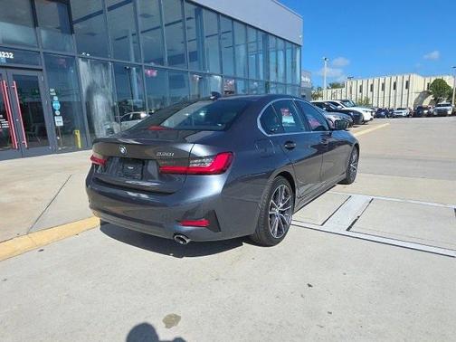 2021 BMW 330 330i