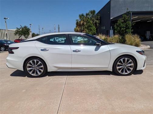 2022 Nissan Maxima 3.5 Platinum