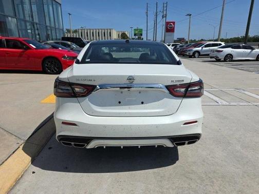 2022 Nissan Maxima 3.5 Platinum