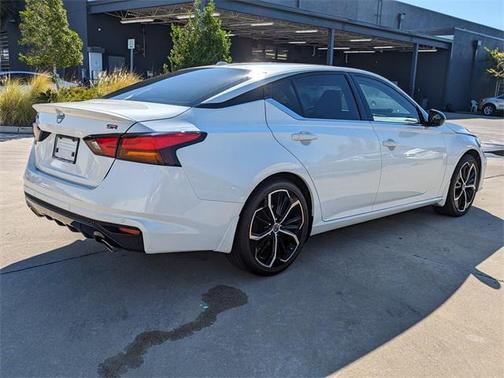 2024 Nissan Altima SR FWD