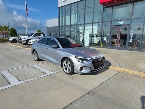 Florett Silver Metallic 2024 Audi A3 Premium