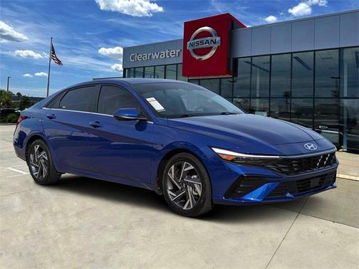 2024 Hyundai ELANTRA Limited