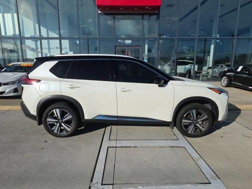 2023 Nissan Rogue Platinum