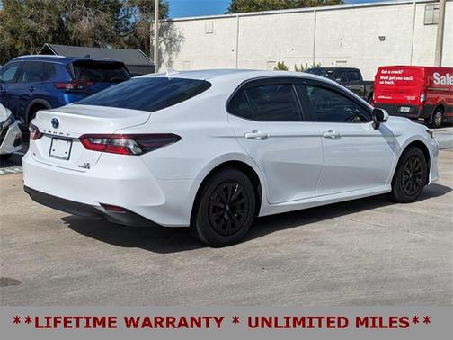 2022 Toyota Camry LE