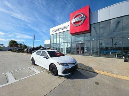 2022 Toyota Camry LE