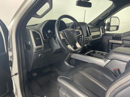 2022 Ford F-350 PLATINUM