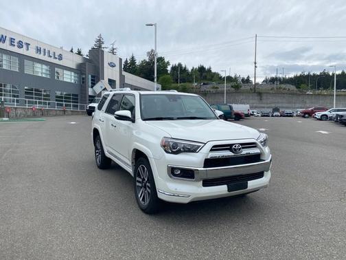Blizzard Pearl 2023 Toyota 4Runner LIMITED