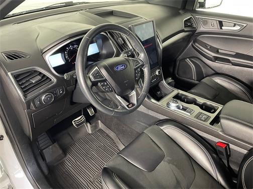 2021 Ford Edge ST