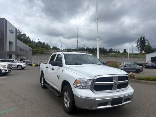Bright White Clearcoat 2022 RAM 1500 Classic TRADESMAN