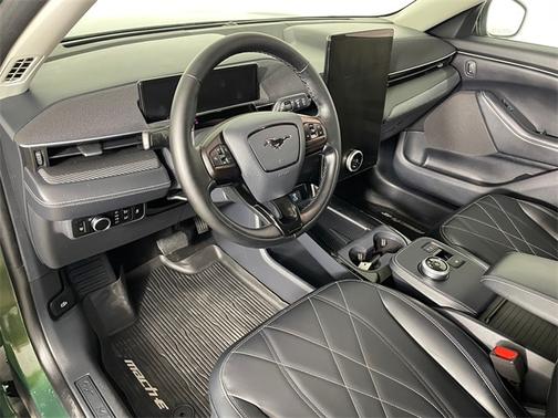 2024 Ford Mustang Mach-E SELECT