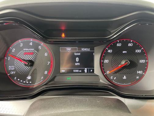 Summit White 2025 Chevrolet Trax 1RS