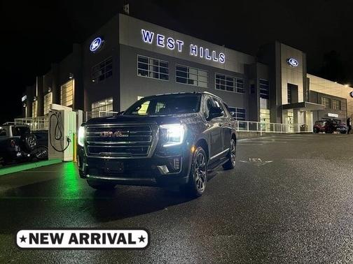 2023 GMC Yukon SLT