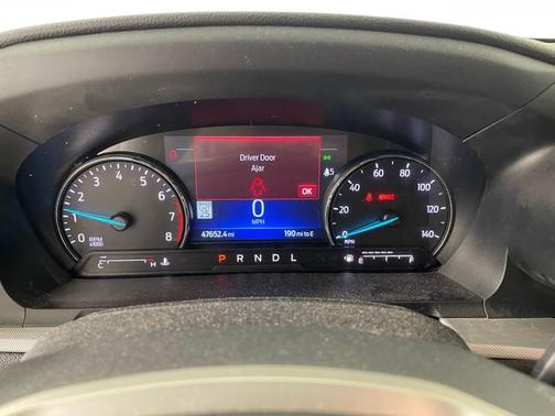 ICONIC SILVER METALLIC 2022 Ford Explorer XLT