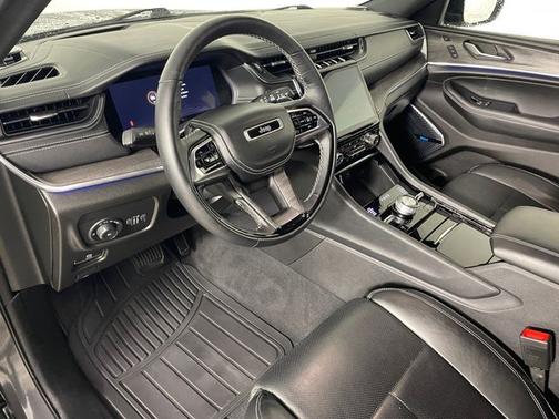 2024 Jeep Grand Cherokee OVERLAND