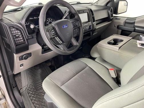 INGOT SILVER 2018 Ford F-150 XL