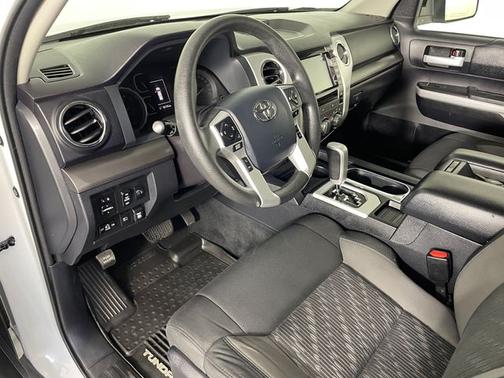 White 2020 Toyota Tundra SR5