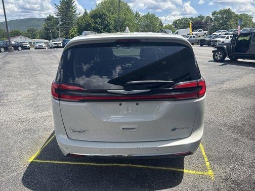 2021 Chrysler Pacifica Hybrid Touring L