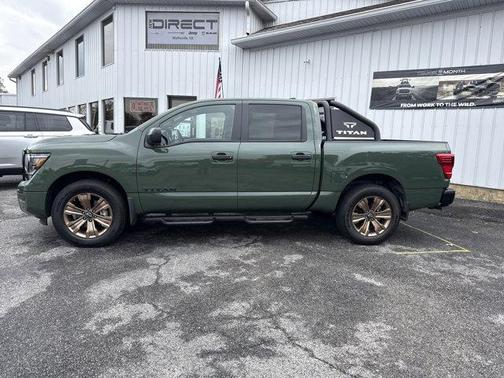 2024 Nissan Titan SV
