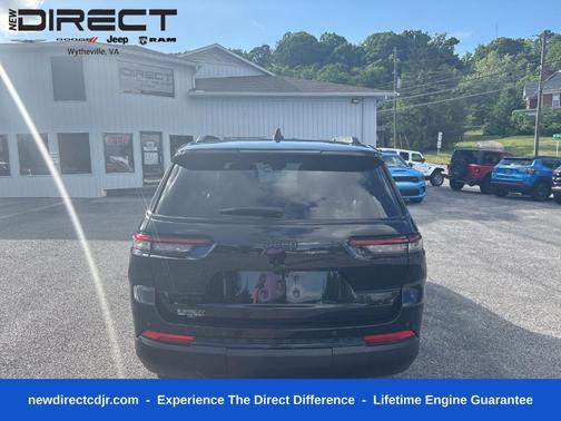 Diamond Black 2023 Jeep Grand Cherokee L Laredo