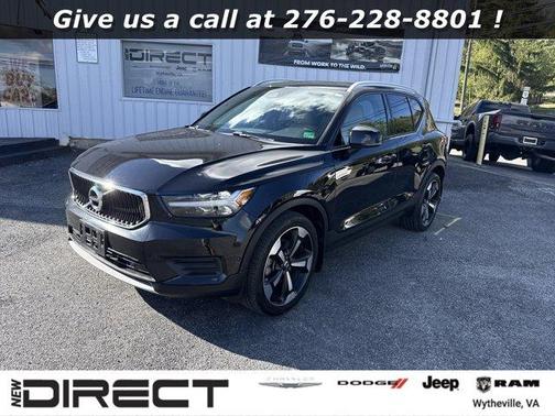 2019 Volvo XC40 Momentum