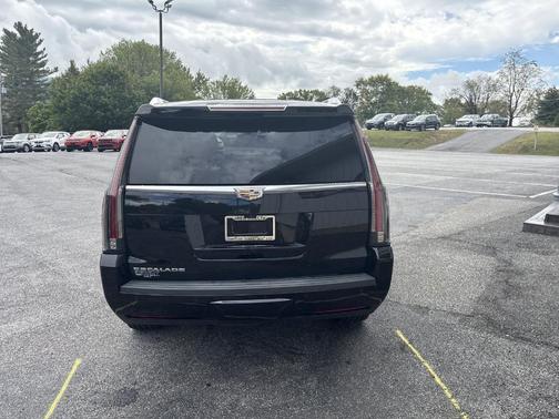 2020 Cadillac Escalade Premium Luxury
