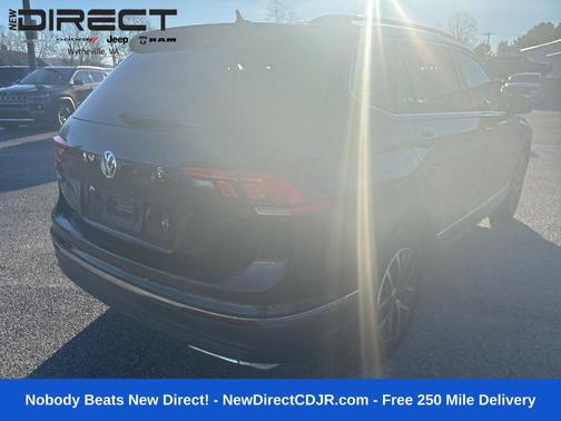Deep Black Pearl Effect 2021 Volkswagen Tiguan 2.0T SE