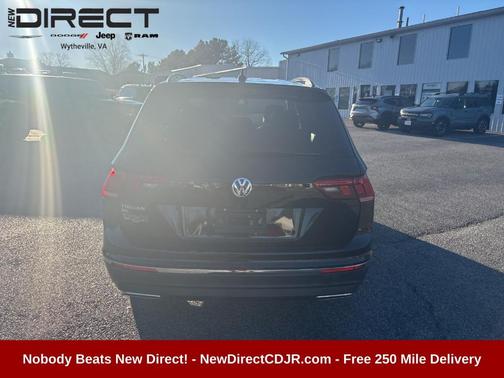 Deep Black Pearl Effect 2021 Volkswagen Tiguan 2.0T SE