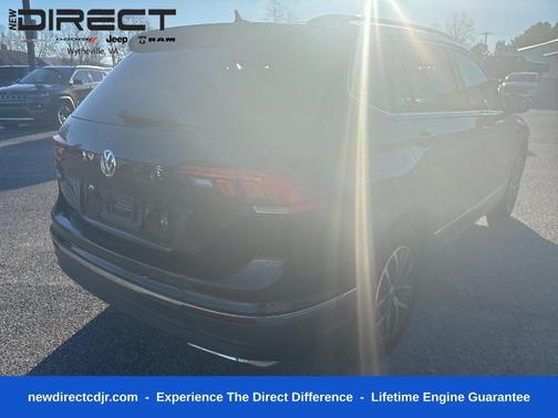 Deep Black Pearl Effect 2021 Volkswagen Tiguan 2.0T SE