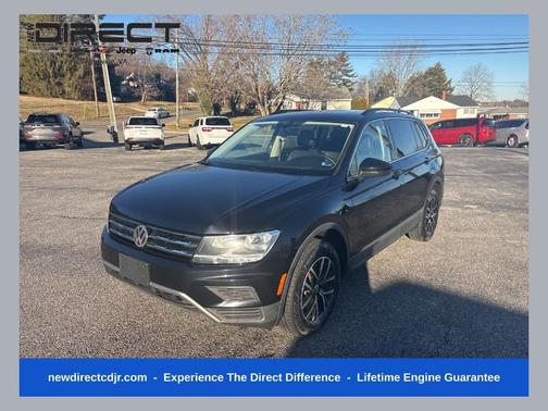 Deep Black Pearl Effect 2021 Volkswagen Tiguan 2.0T SE