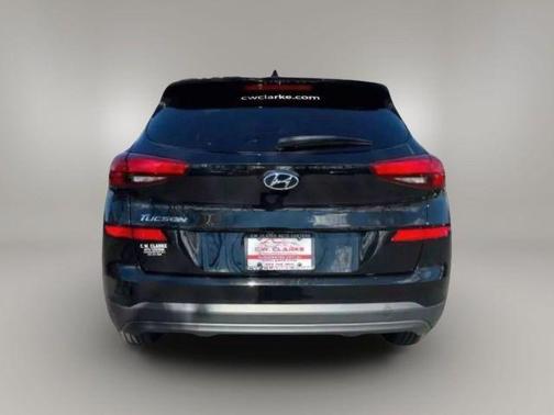 2021 Hyundai TUCSON SE