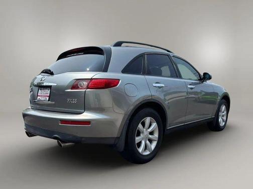 2004 INFINITI FX35 