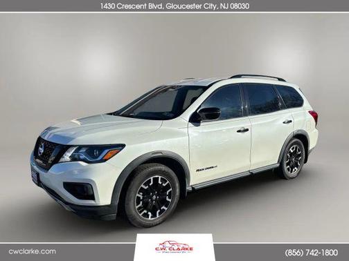 2020 Nissan Pathfinder SV
