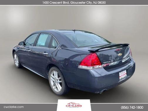 Gray 2009 Chevrolet Impala LTZ
