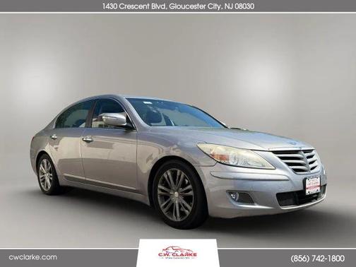 Titanium Gray Metallic 2010 Hyundai Genesis 3.8