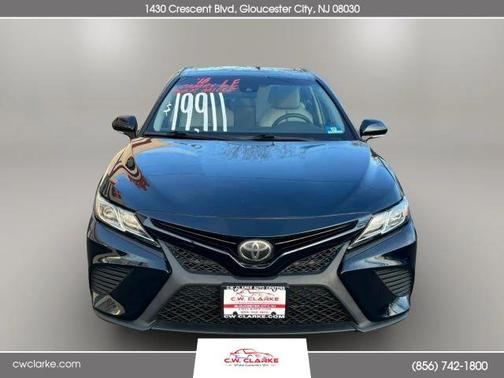 Blue 2018 Toyota Camry SE