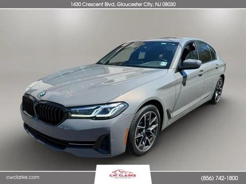 Gray 2022 BMW 530 i xDrive