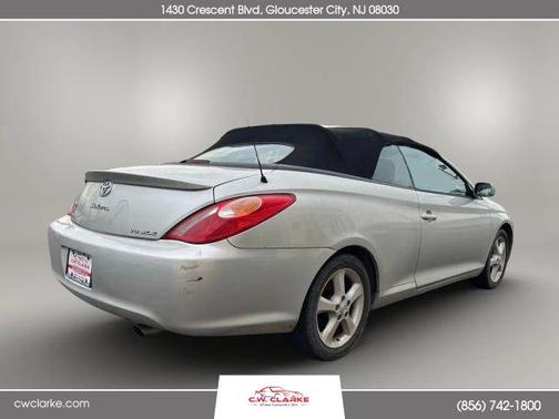 2004 Toyota Camry Solara SE