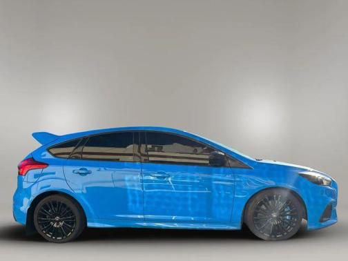 2017 Ford Focus RS Base