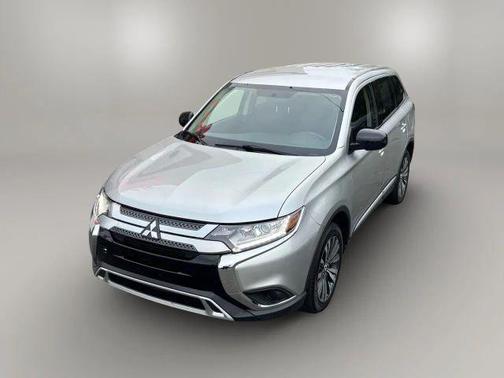 2020 Mitsubishi Outlander ES