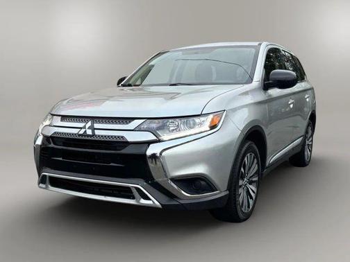 2020 Mitsubishi Outlander ES